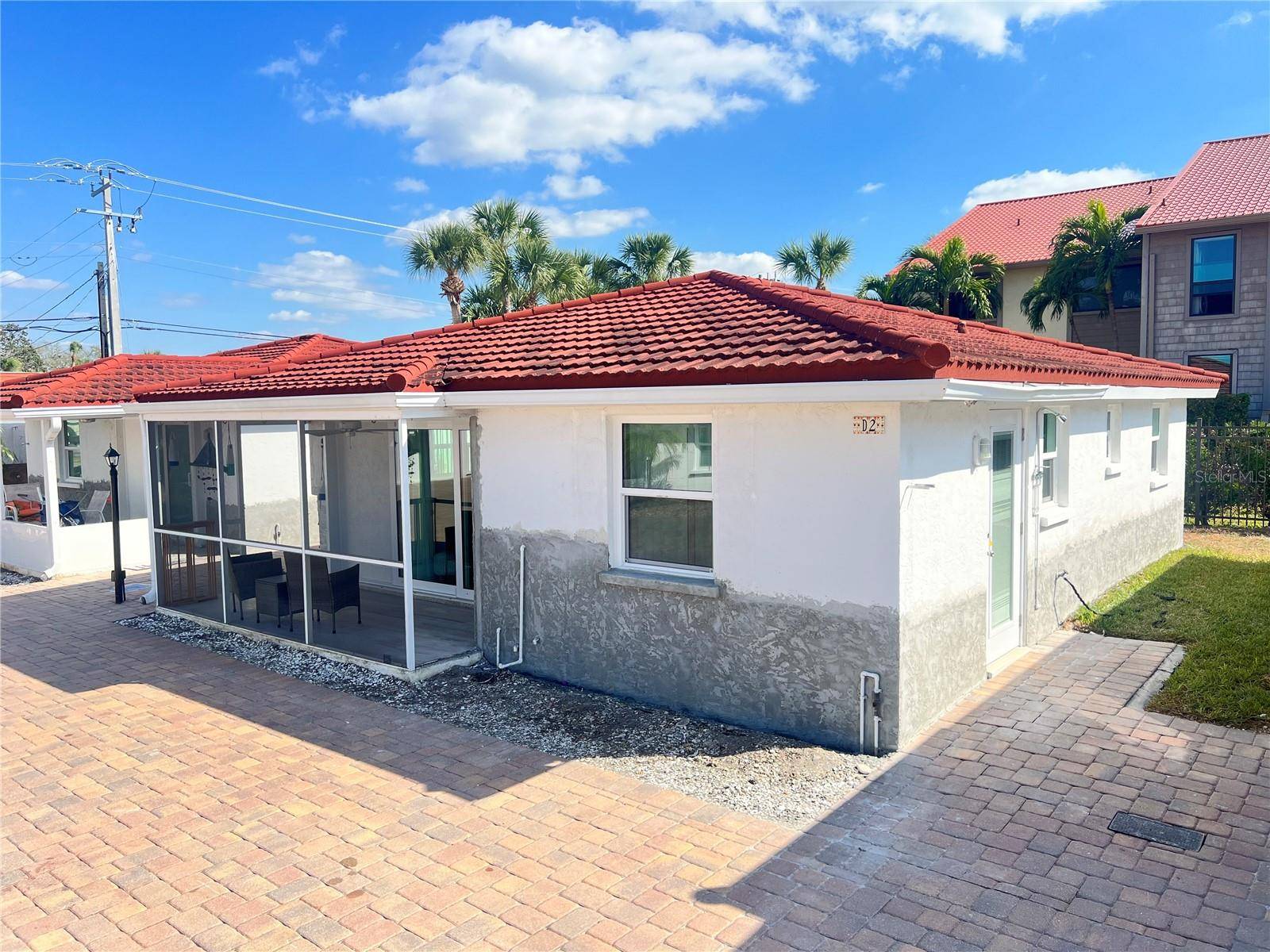 6154 MIDNIGHT PASS RD #D02, Sarasota, FL 34242