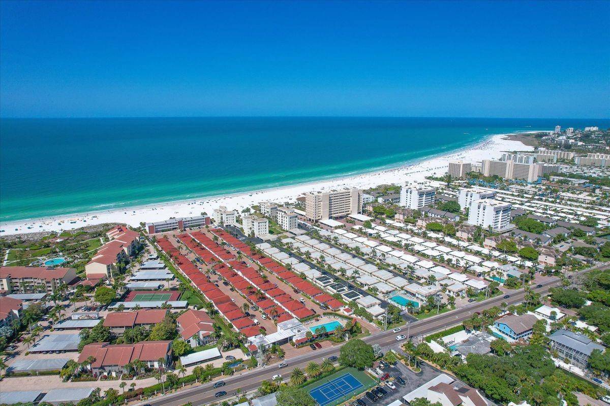6154 MIDNIGHT PASS RD #B05, Sarasota, FL 34242
