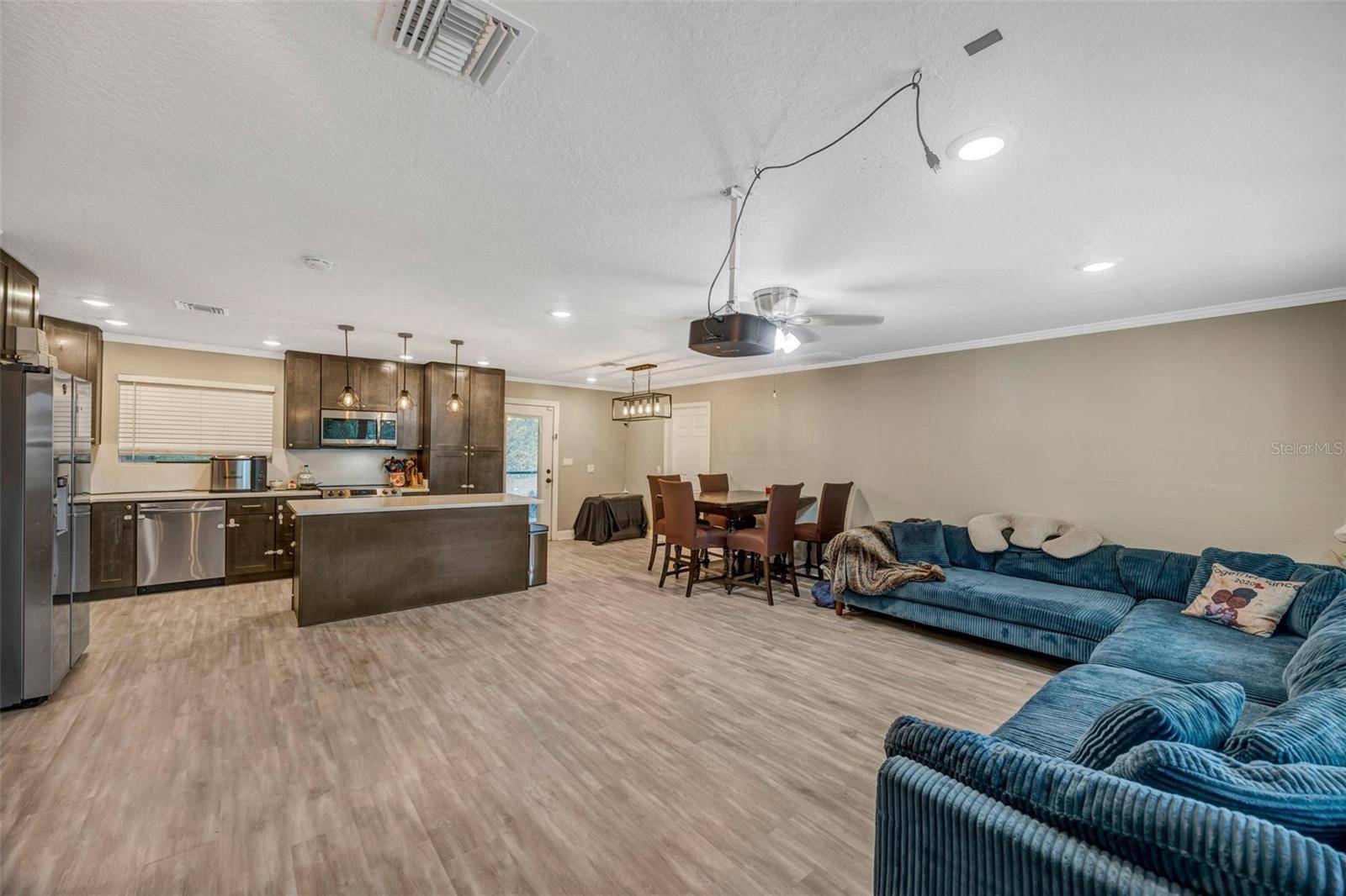 7149 SPRUCE DR, Weeki Wachee, FL 34607