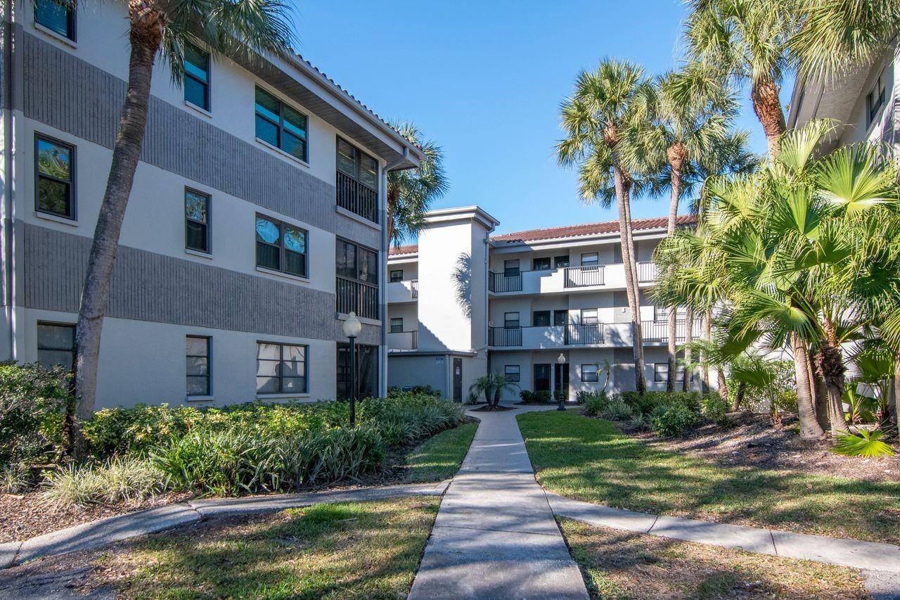 2650 COUNTRYSIDE BLVD #F303, Clearwater, FL 33761