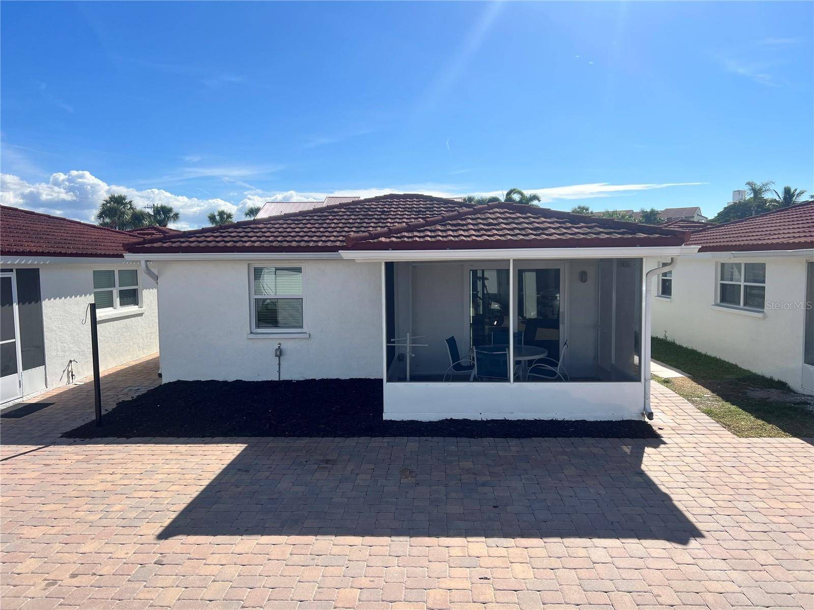 6154 MIDNIGHT PASS RD #B03, Sarasota, FL 34242