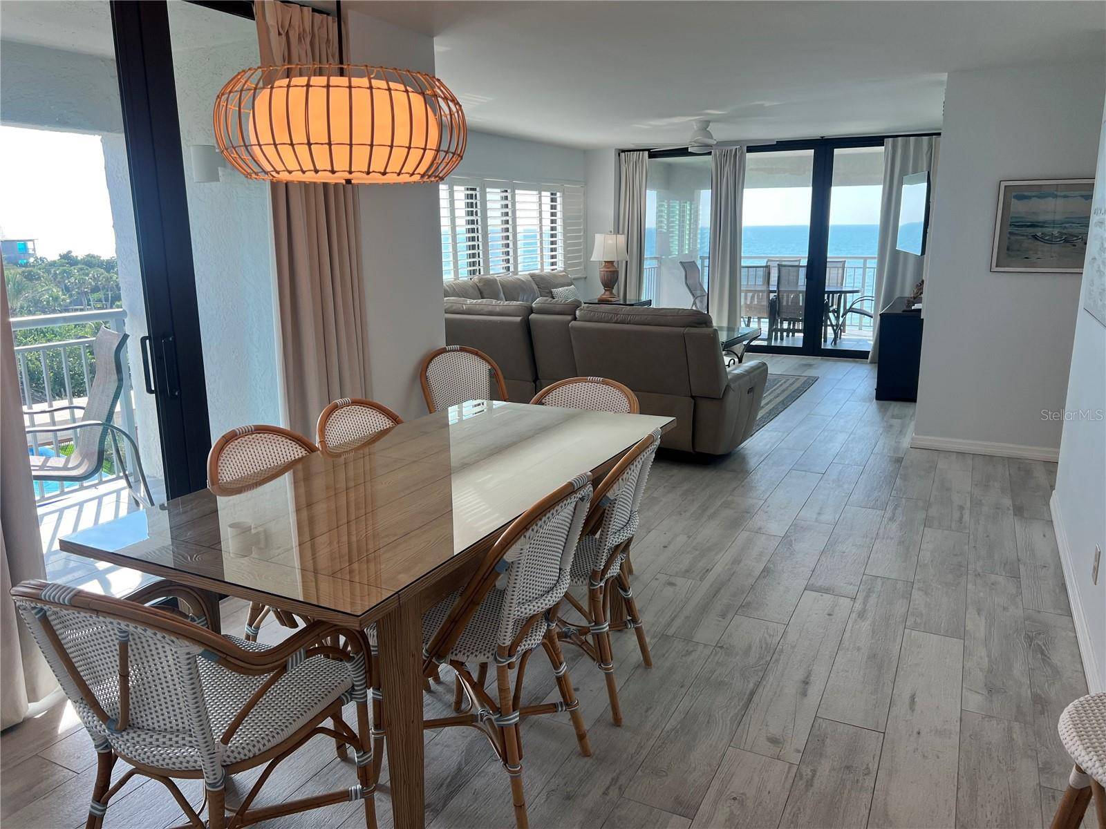 1001 POINT OF ROCKS RD #611, Sarasota, FL 34242