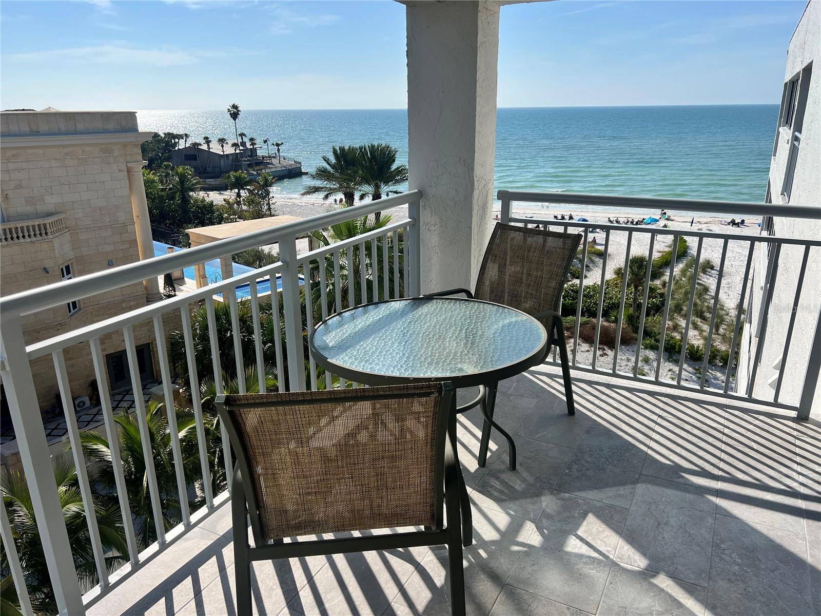 1001 POINT OF ROCKS RD #611, Sarasota, FL 34242