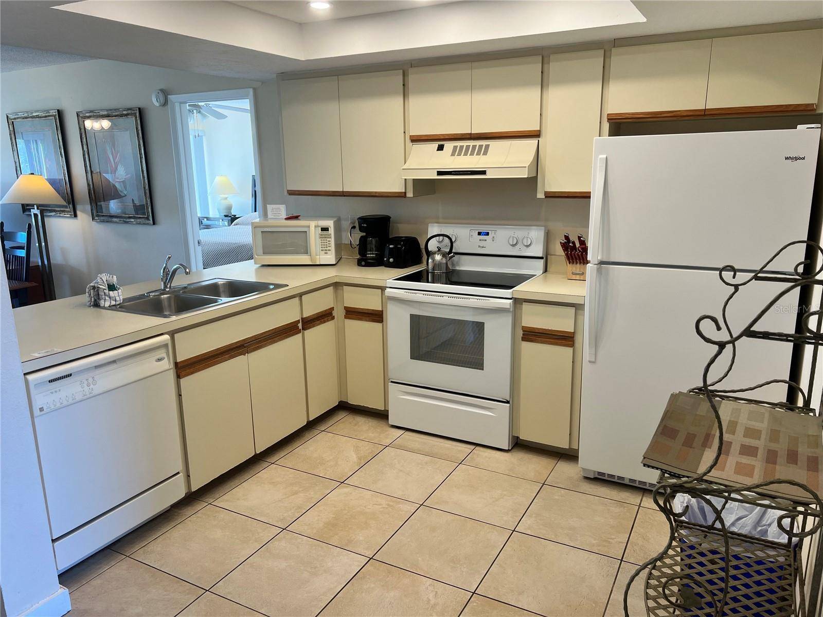 1001 POINT OF ROCKS RD #309, Sarasota, FL 34242