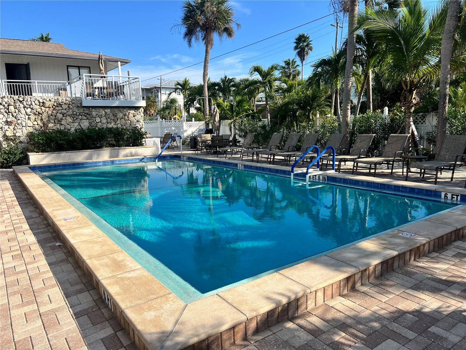 1001 POINT OF ROCKS RD #308, Sarasota, FL 34242
