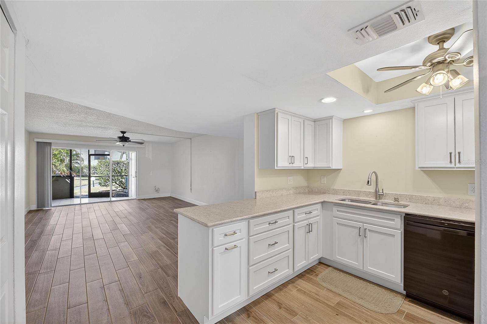 1028 APOLLO BEACH BLVD #23, Apollo Beach, FL 33572
