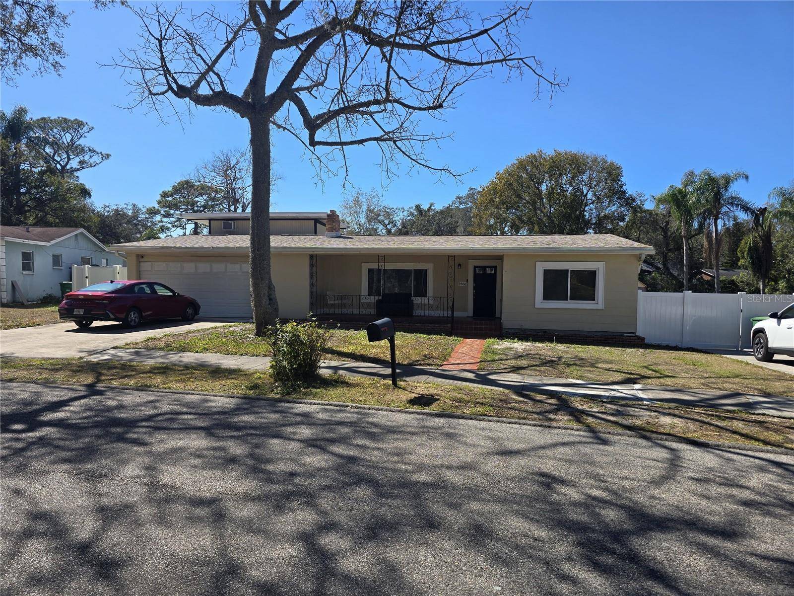 9306 FOREST HILLS DR, Tampa, FL 33612