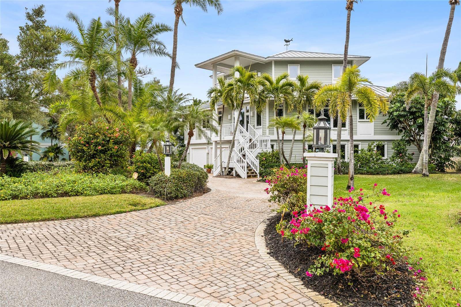 16 GROUPER HOLE DR, Boca Grande, FL 33921