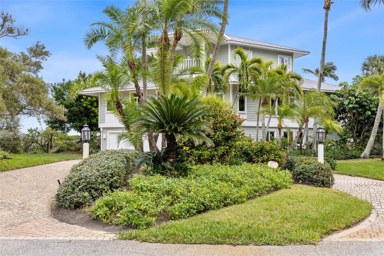 16 GROUPER HOLE DR, Boca Grande, FL 33921