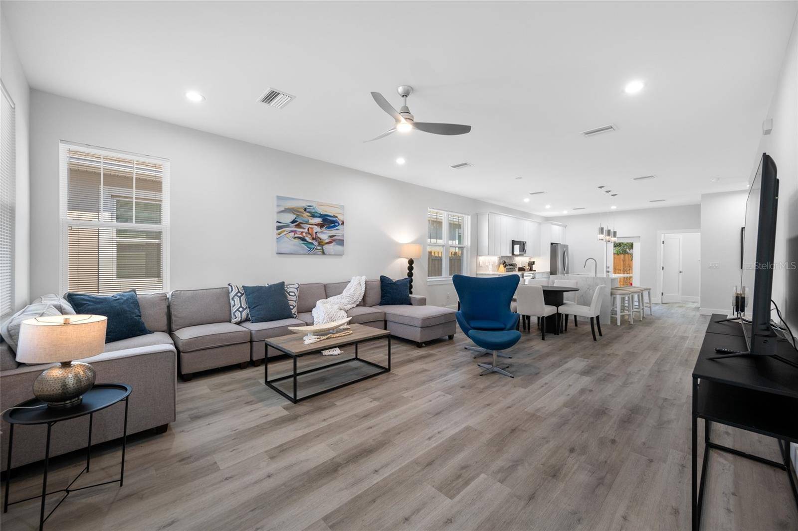 2150 43RD TER N, St Petersburg, FL 33714