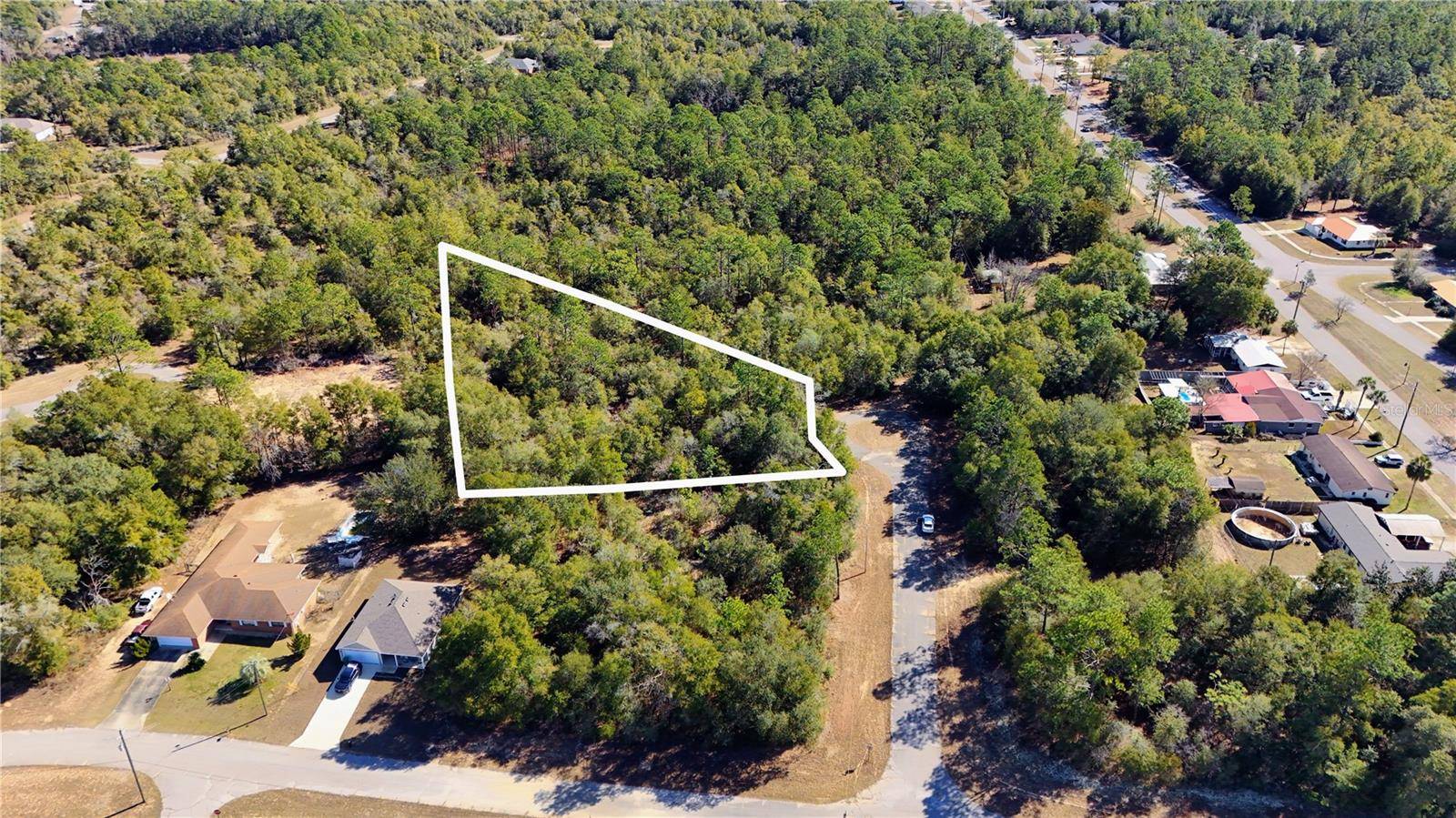 00 LARK CT, Chipley, FL 32428