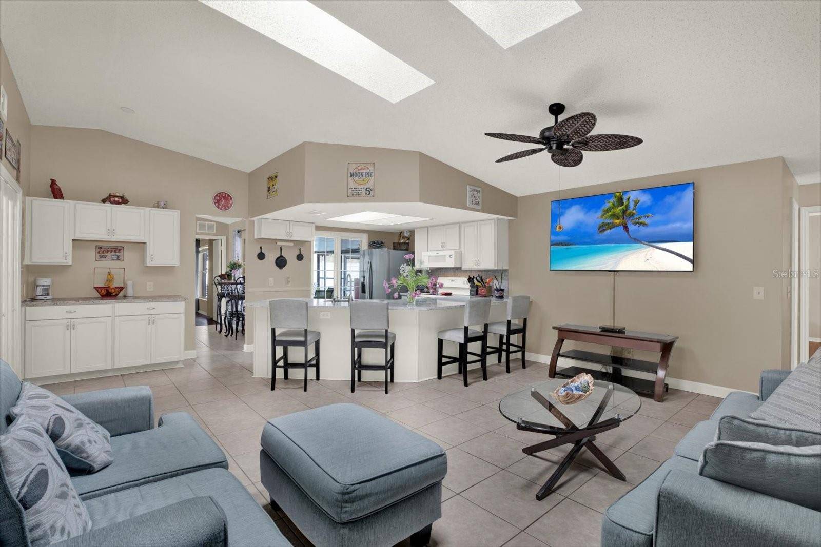 729 SANDY CREEK DR, Brandon, FL 33511