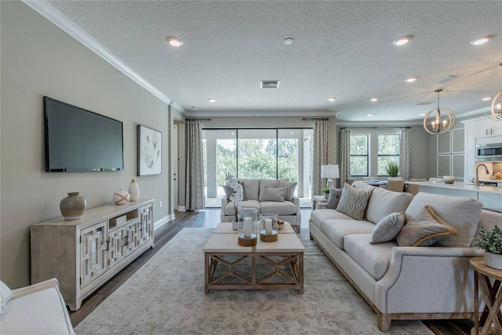 704 ESTATES BLVD, Tarpon Springs, FL 34688