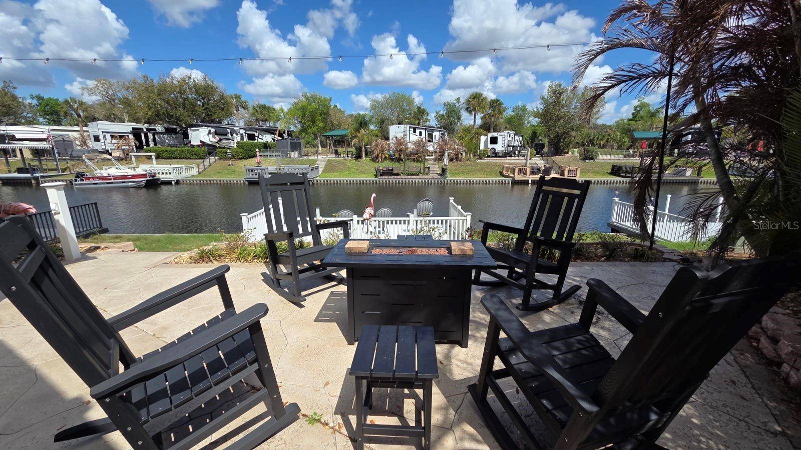 431 WATERWAY DR, River Ranch, FL 33867