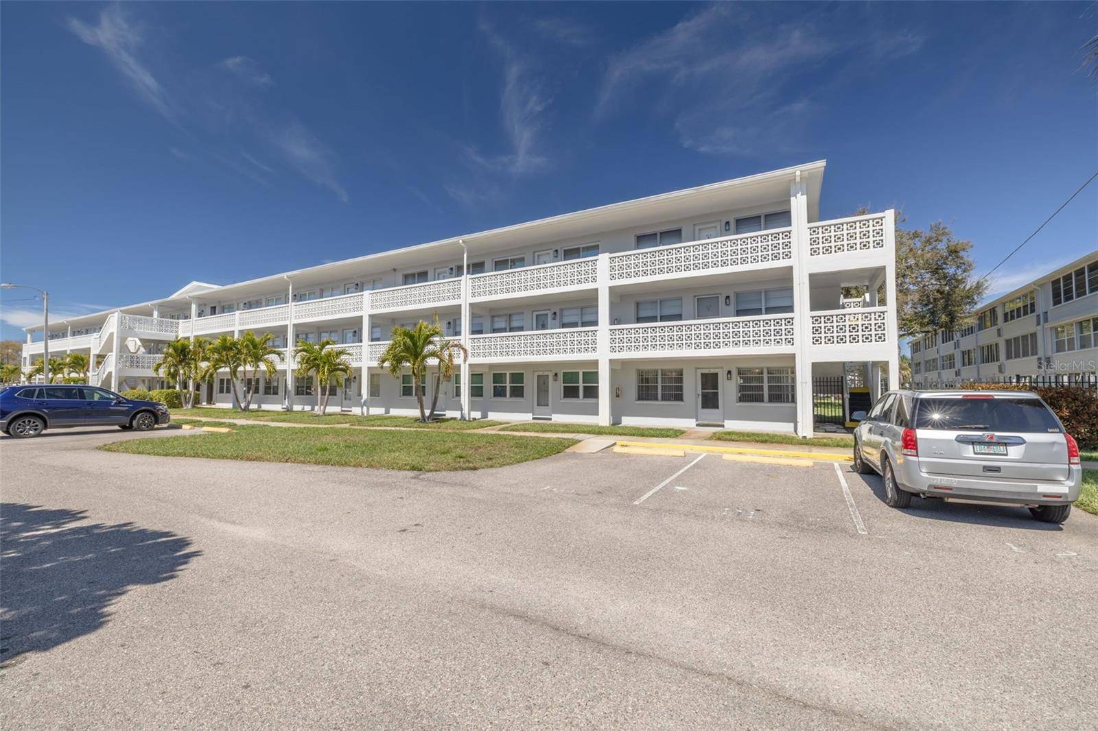 1001 77TH AVE N #112, St Petersburg, FL 33702