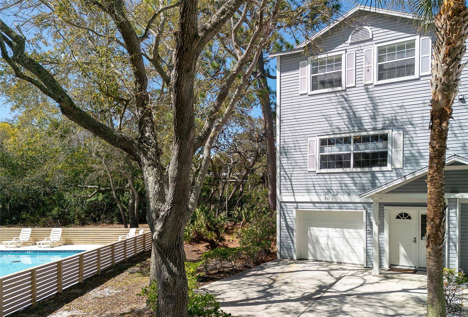 510 RYANS WOODS LN, Palm Harbor, FL 34683
