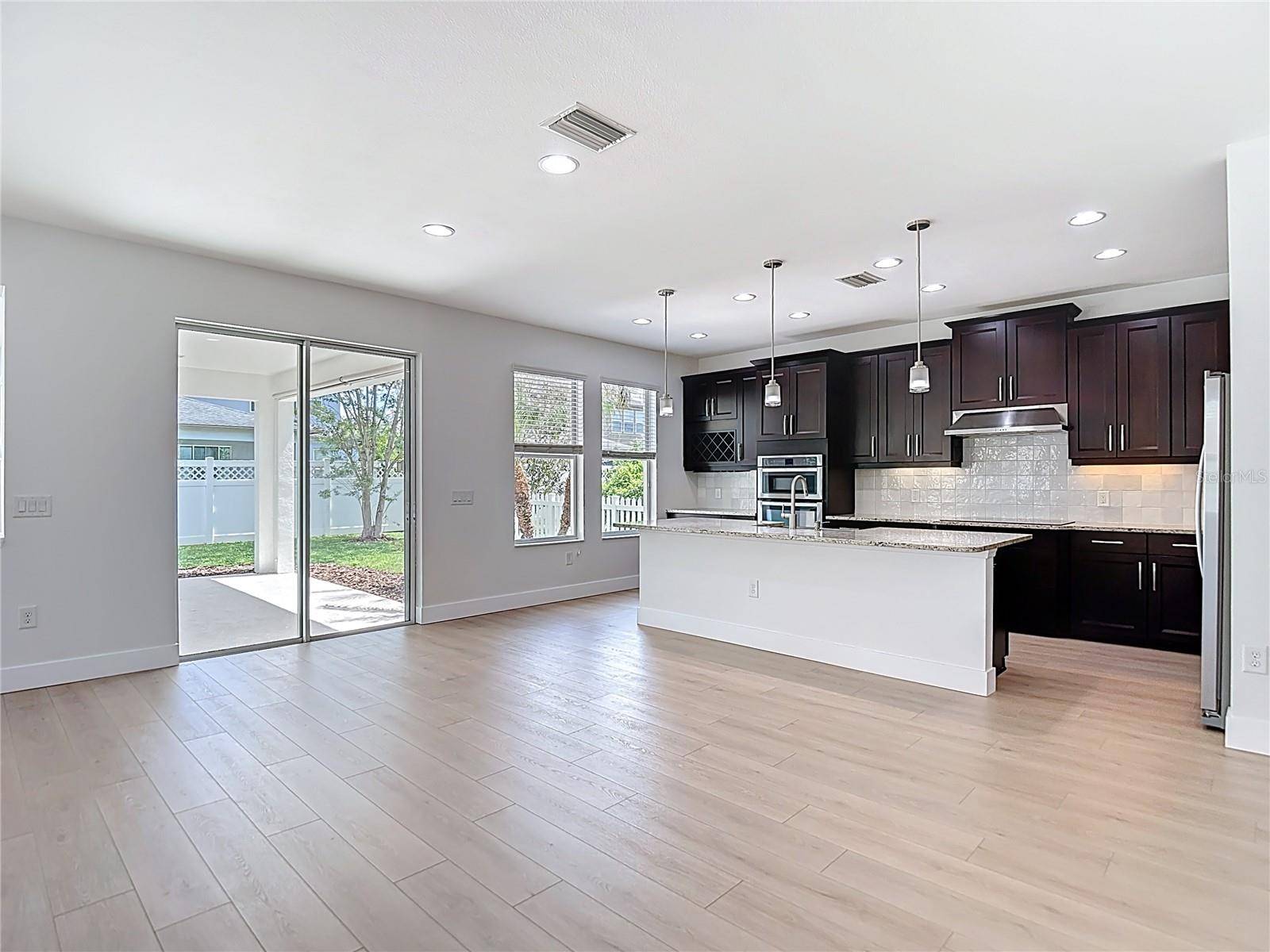 27387 CAYENNE LN, Wesley Chapel, FL 33544