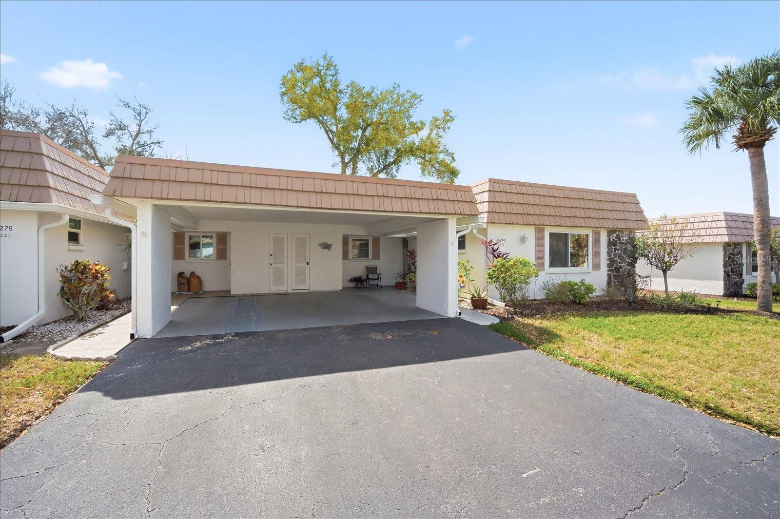 2320 AQUABLUFF PL #V274, Sarasota, FL 34231