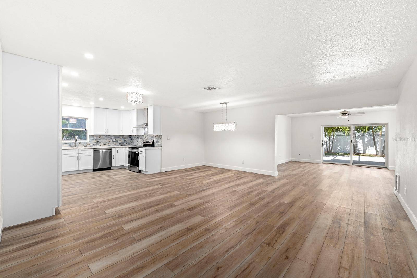 4540 BAYSHORE BLVD NE, St Petersburg, FL 33703