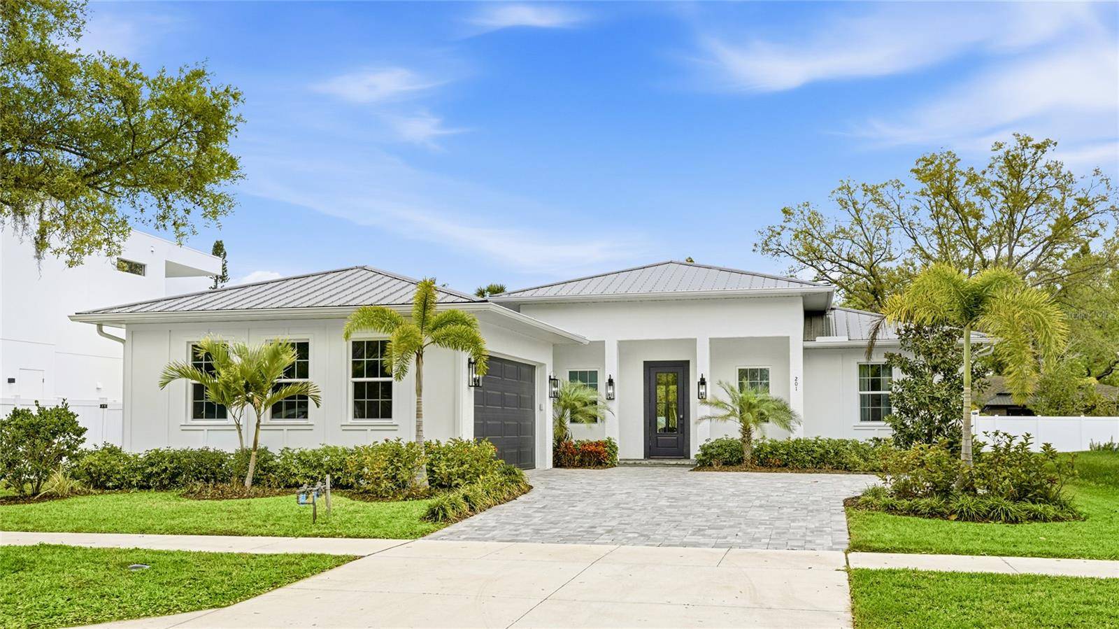 201 S SHADE AVE, Sarasota, FL 34237