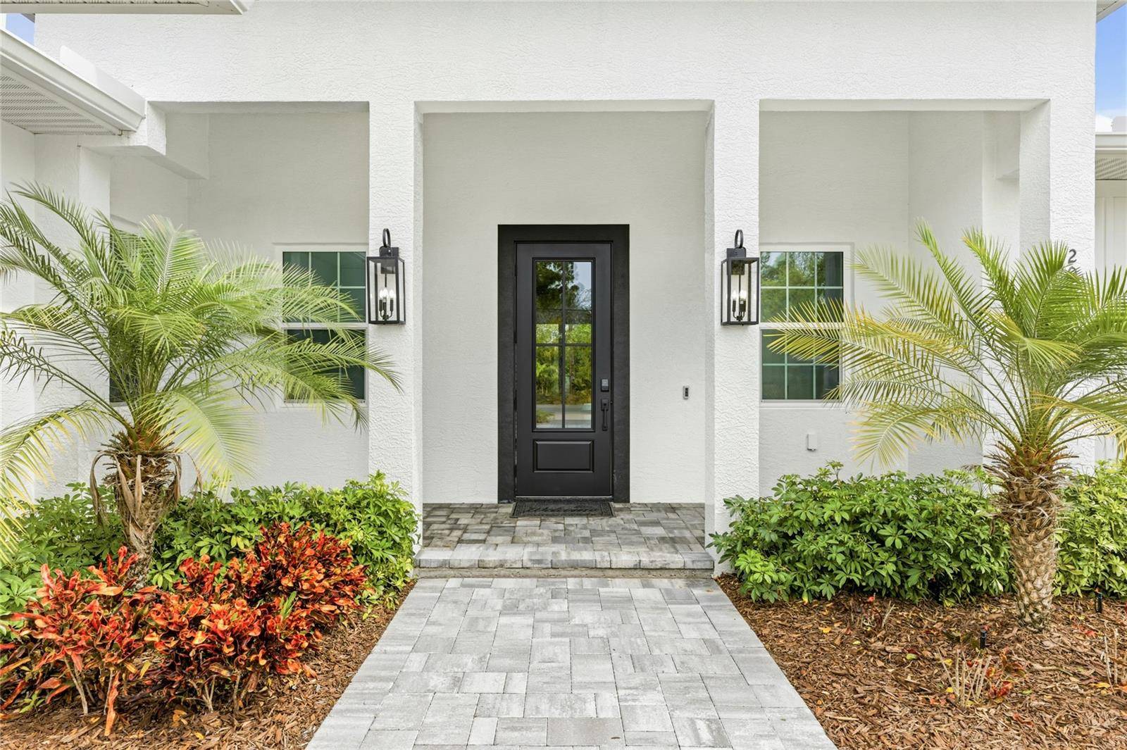 201 S SHADE AVE, Sarasota, FL 34237