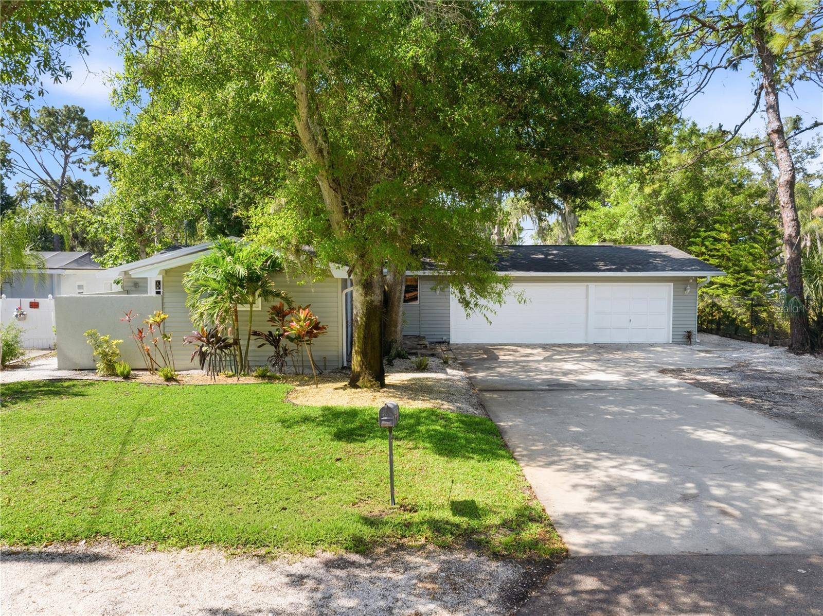 13012 96TH AVE, Seminole, FL 33776
