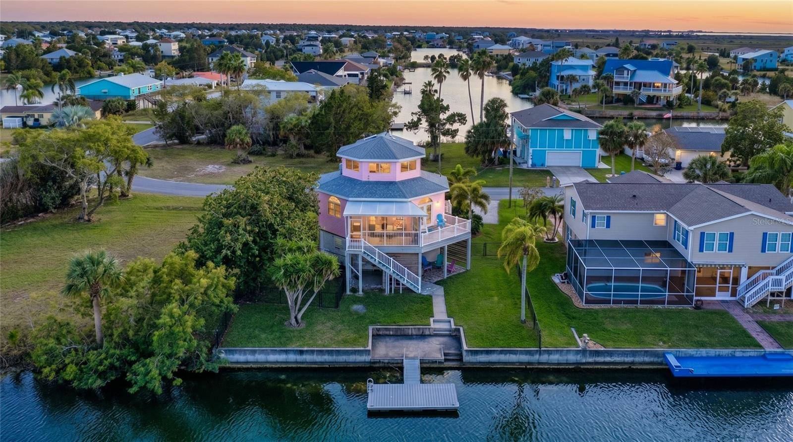 3460 CRAPE MYRTLE DR, Hernando Beach, FL 34607