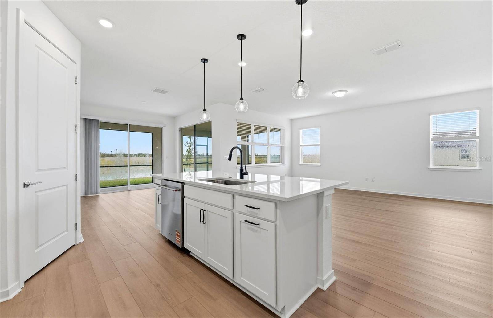 10005 JOHNSON OAKS GLN, Parrish, FL 34219
