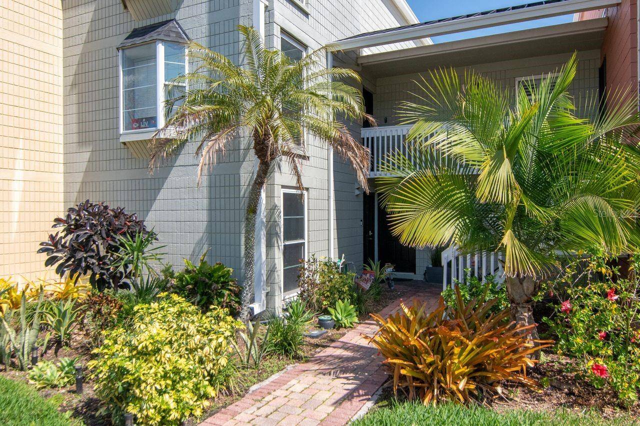 2424 W TAMPA BAY BLVD #C105, Tampa, FL 33607