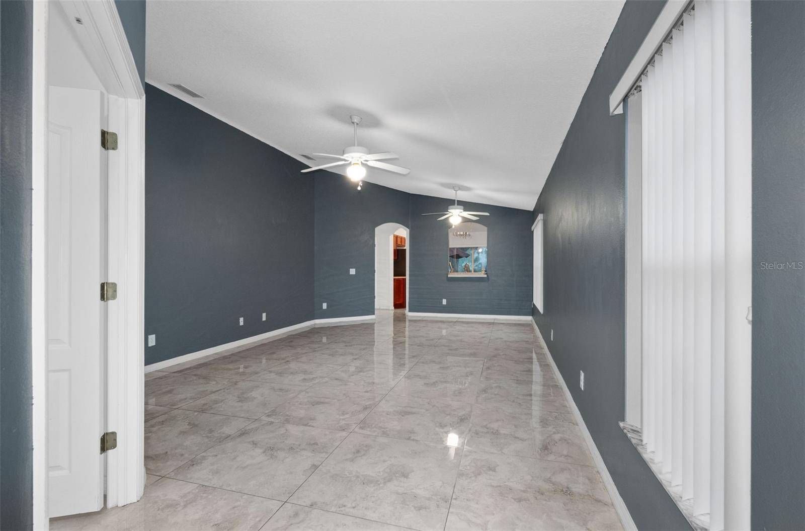 4316 OLD WAVERLY CT, Wesley Chapel, FL 33543