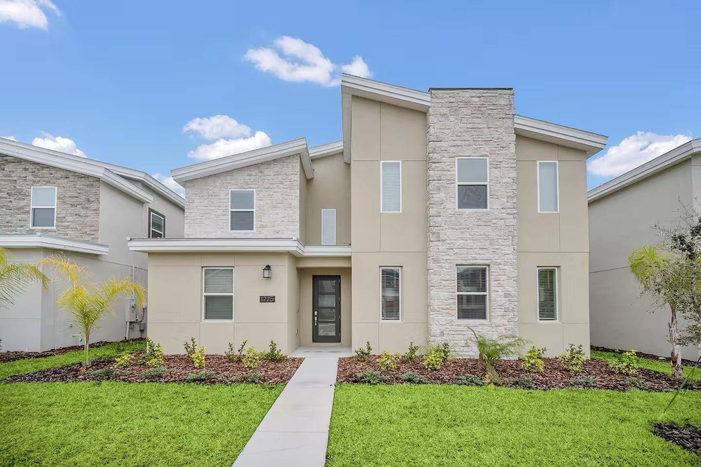 1225 CHALLENGE DR, Davenport, FL 33896