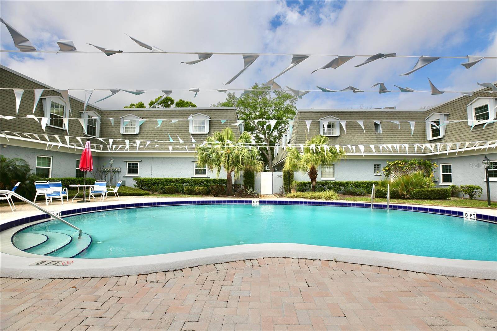 1713 BELLEAIR FOREST DR #C, Belleair, FL 33756