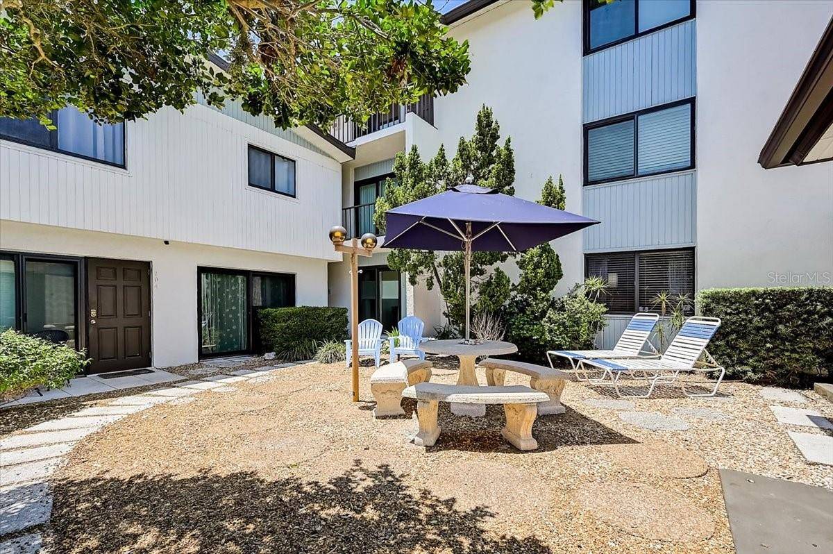 722 S BLVD OF THE PRESIDENTS #105, Sarasota, FL 34236