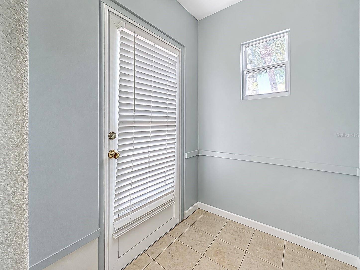 250 ROSERY RD NW #228, Largo, FL 33770