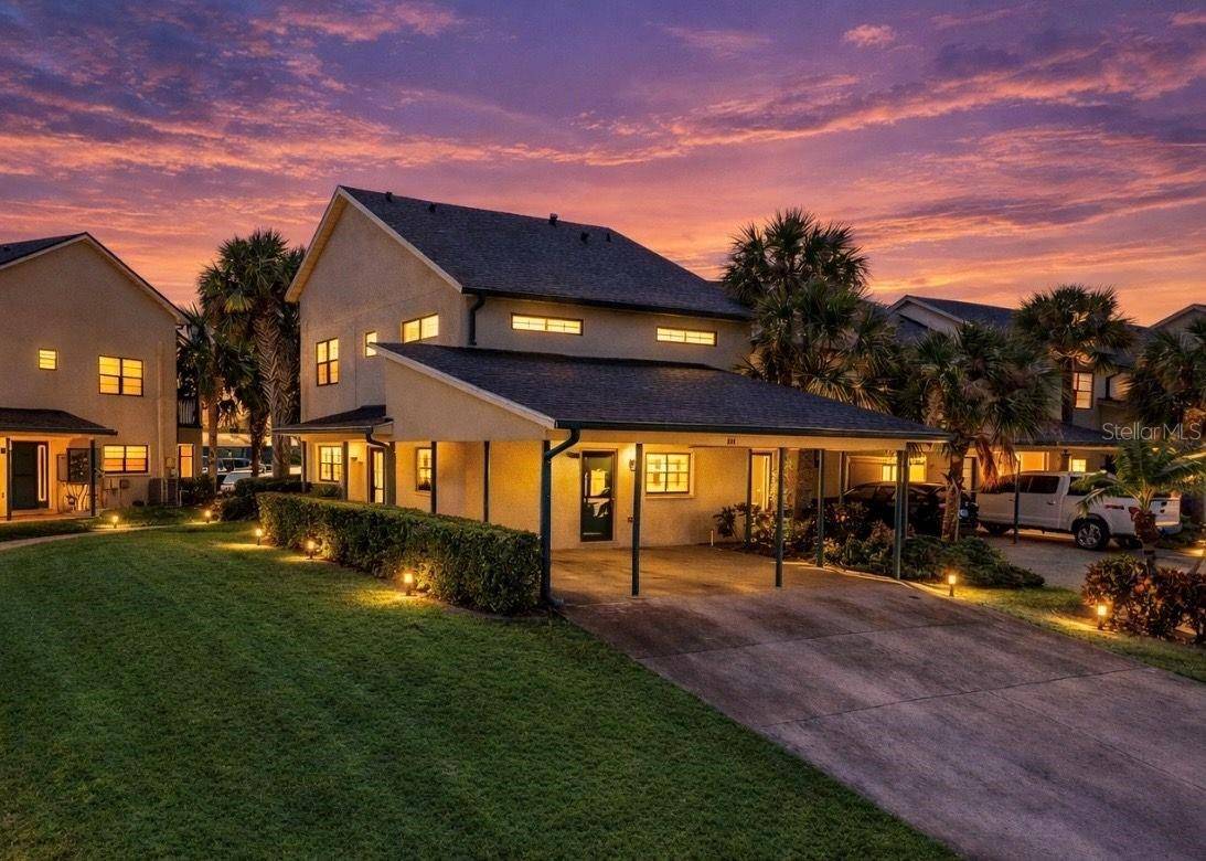 626 YARDARM DR #13, Apollo Beach, FL 33572