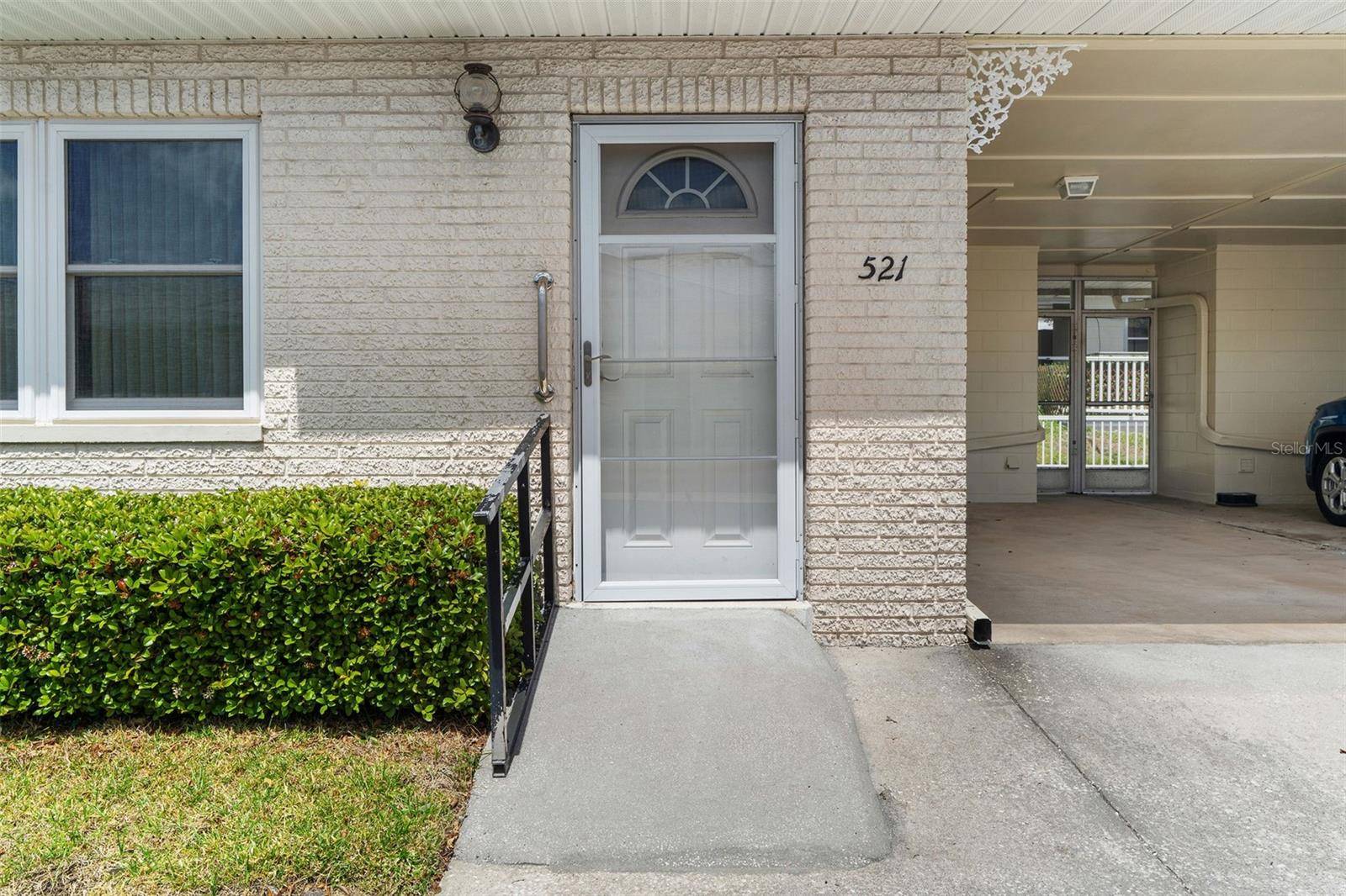 12400 PARK BLVD #521, Seminole, FL 33772