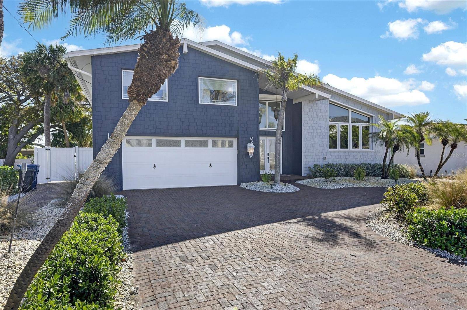 931 GULF BLVD, Belleair Beach, FL 33786