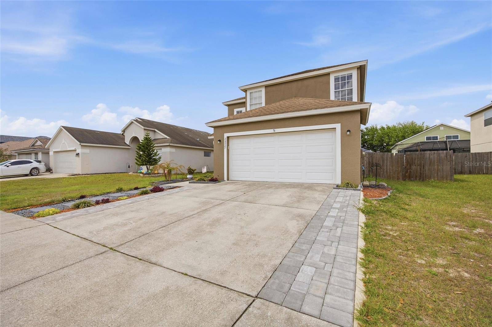 24927 PORTOFINO DR, Lutz, FL 33559