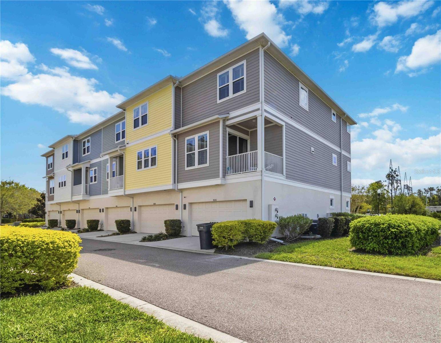 9545 W PARK VILLAGE DR, Tampa, FL 33626