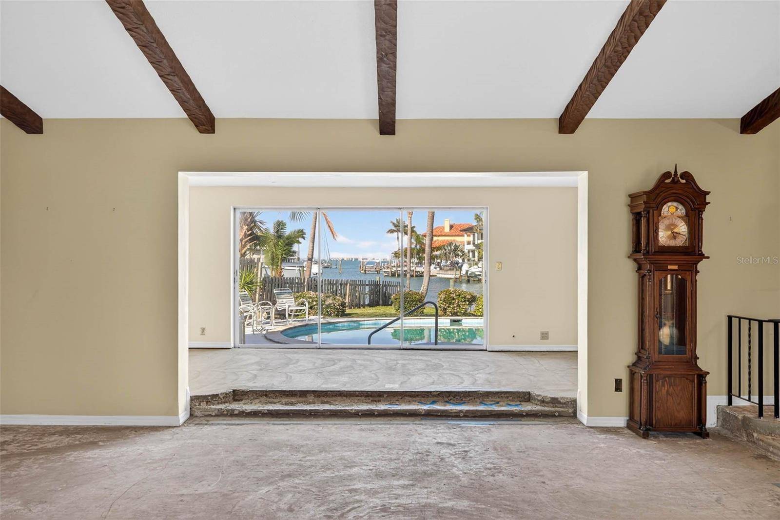 3103 WEDGEWOOD DR, Belleair Beach, FL 33786