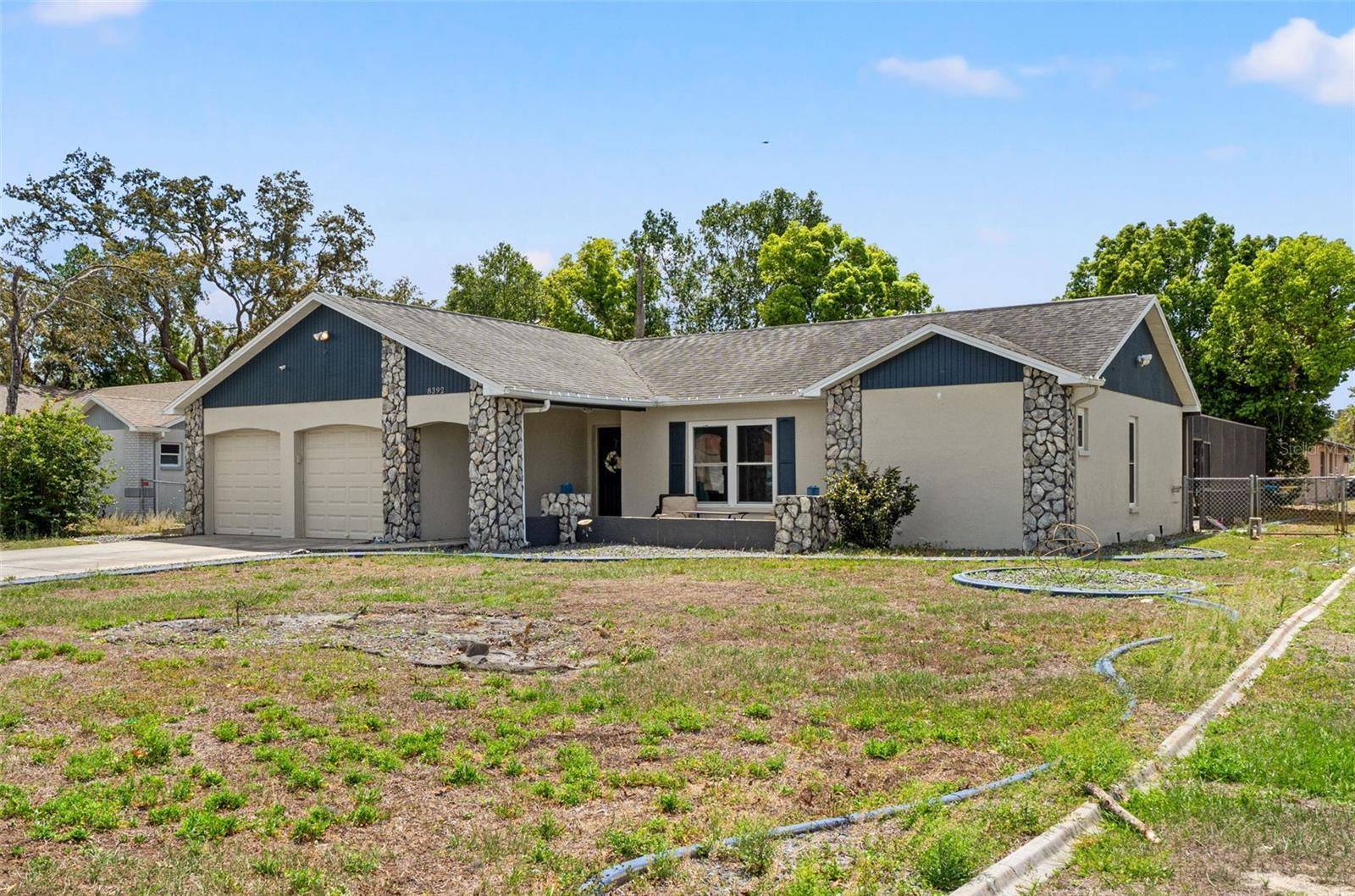 8392 CAMPHOR DR, Spring Hill, FL 34606