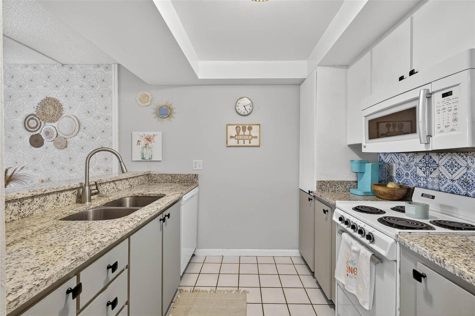 2614 COVE CAY DR #405, Clearwater, FL 33760