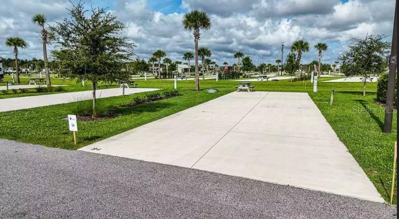 94 CEDAR CIR E, Lake Wales, FL 33898
