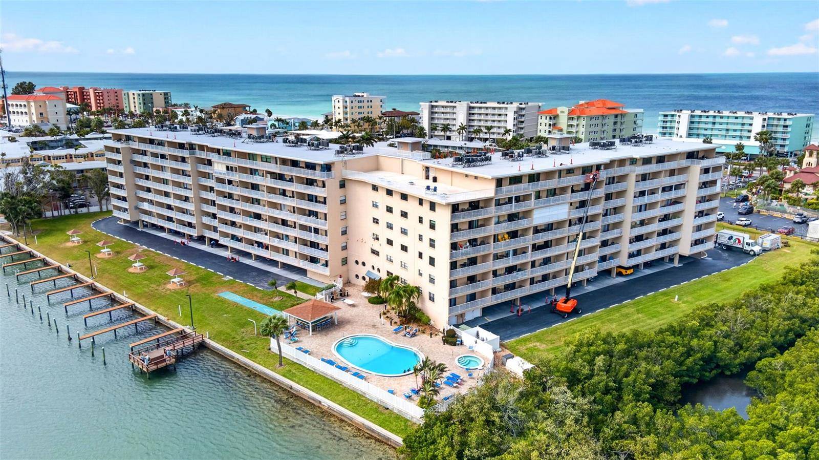 19451 GULF BLVD #204, Indian Shores, FL 33785