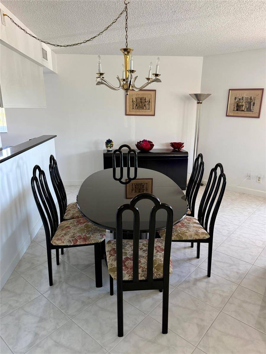 180 SE 20TH AVE #303, Deerfield Beach, FL 33441