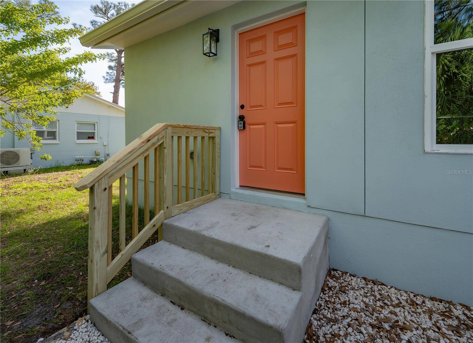 767 1/2 19TH AVE S, St Petersburg, FL 33705