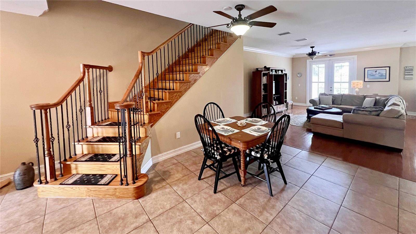1266 RIBOLLA DR, Palm Harbor, FL 34683