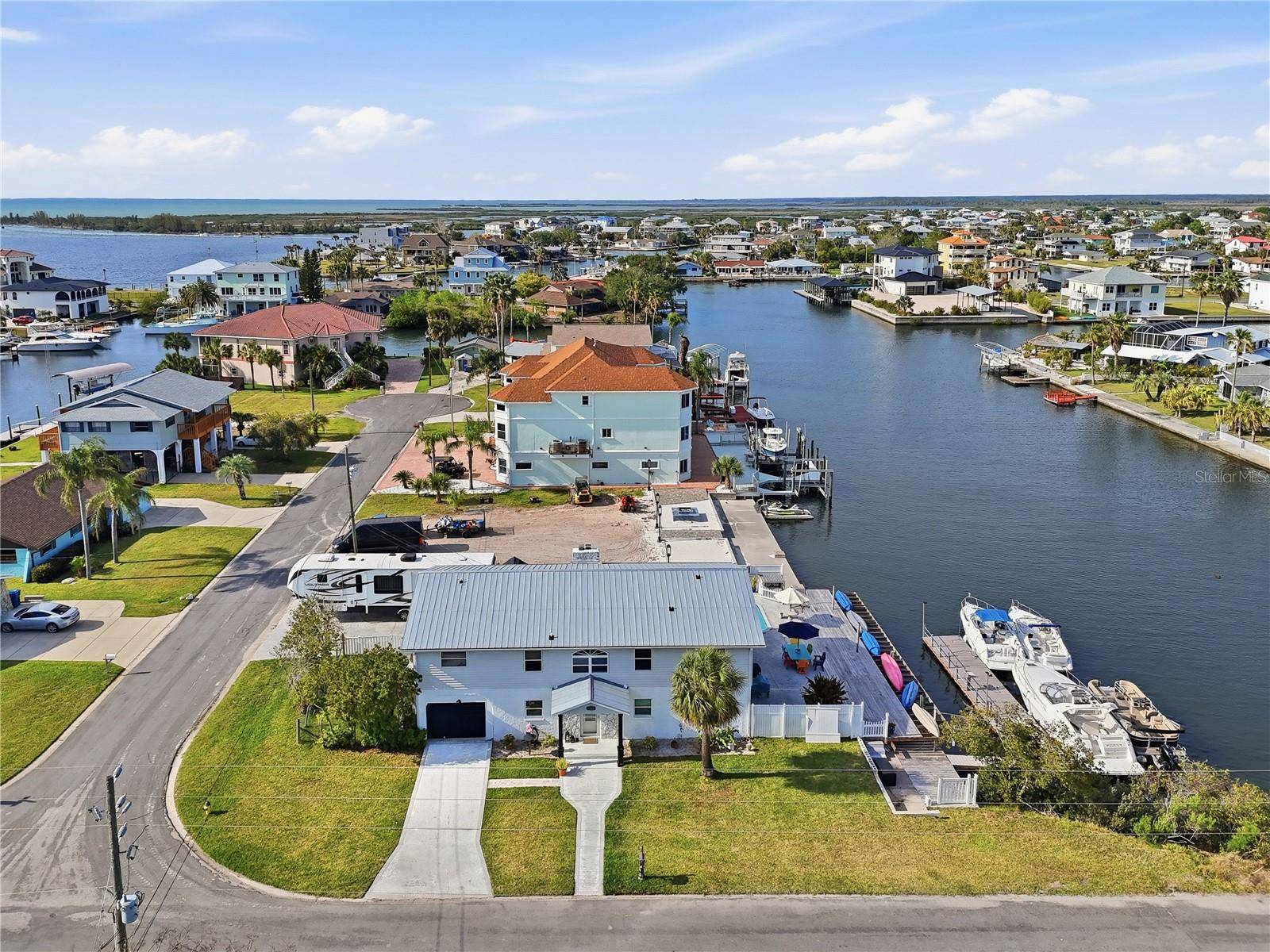 3173 GULFVIEW DR, Hernando Beach, FL 34607
