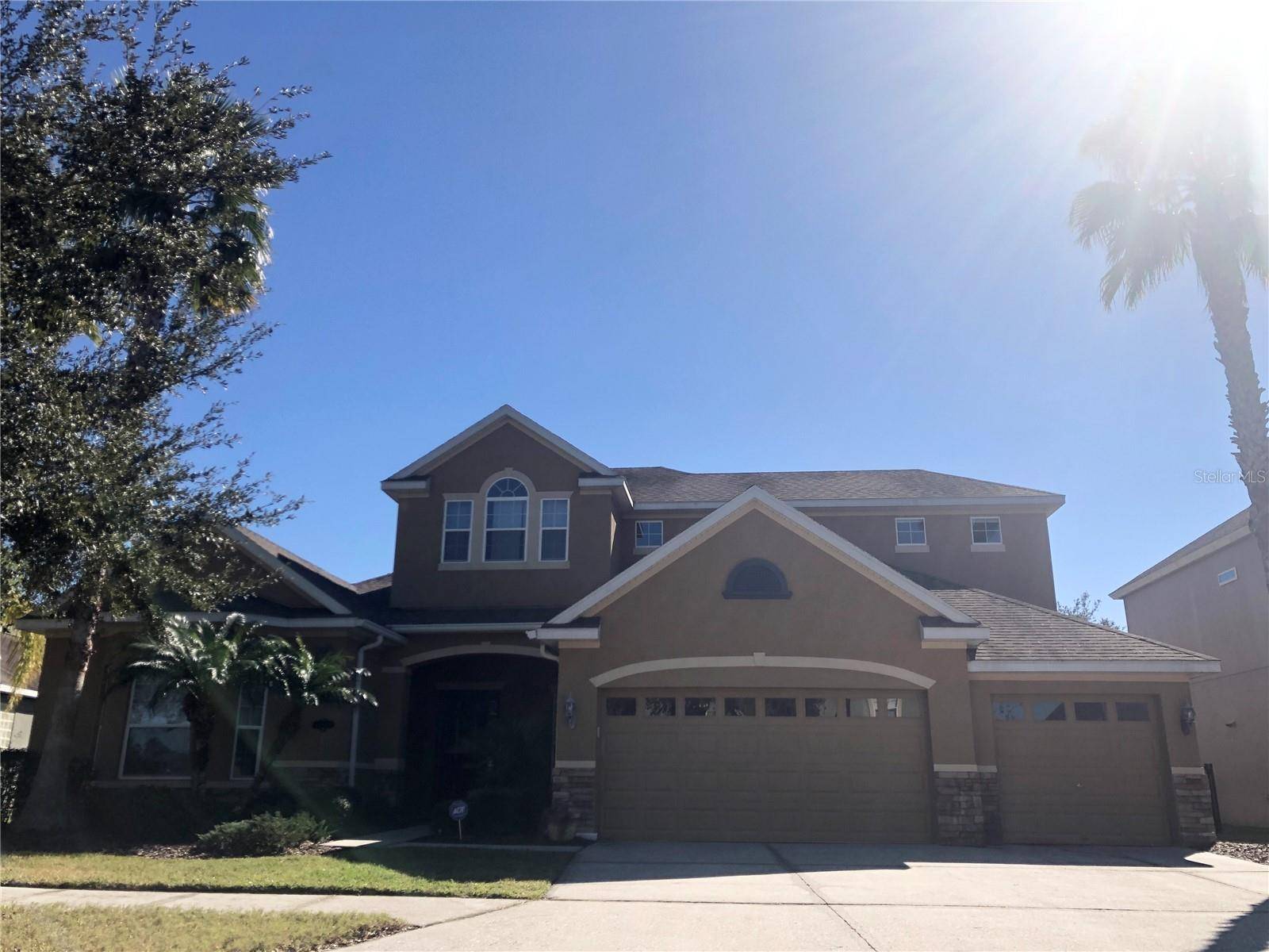 19125 SWEET CLOVER LN, Tampa, FL 33647