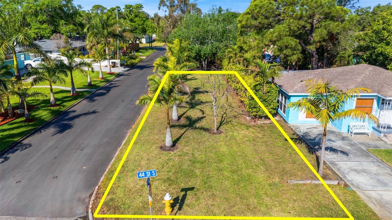 44TH ST S, Gulfport, FL 33711